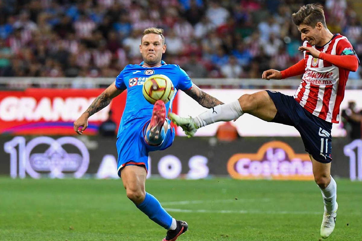 Chivas vs Cruz Azul ver en vivo de la Jornada 16 del Apertura 2023 de