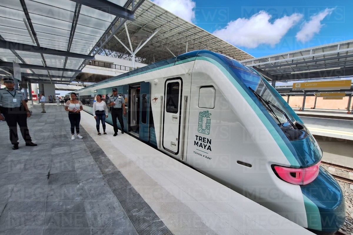Inauguran ruta del Tren Maya de Cancún a Playa del Carmen